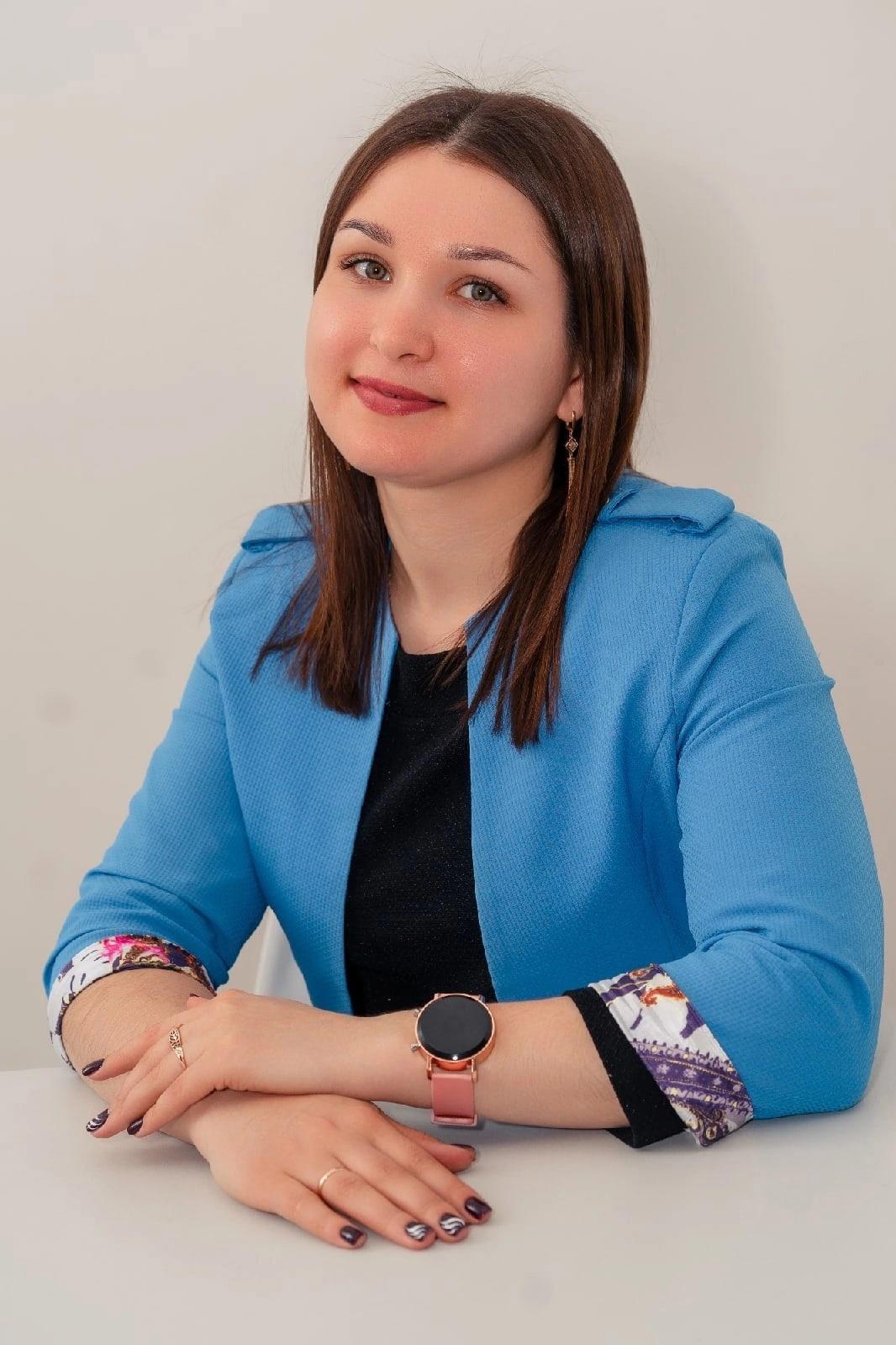 Прозорова Любовь Александровна.